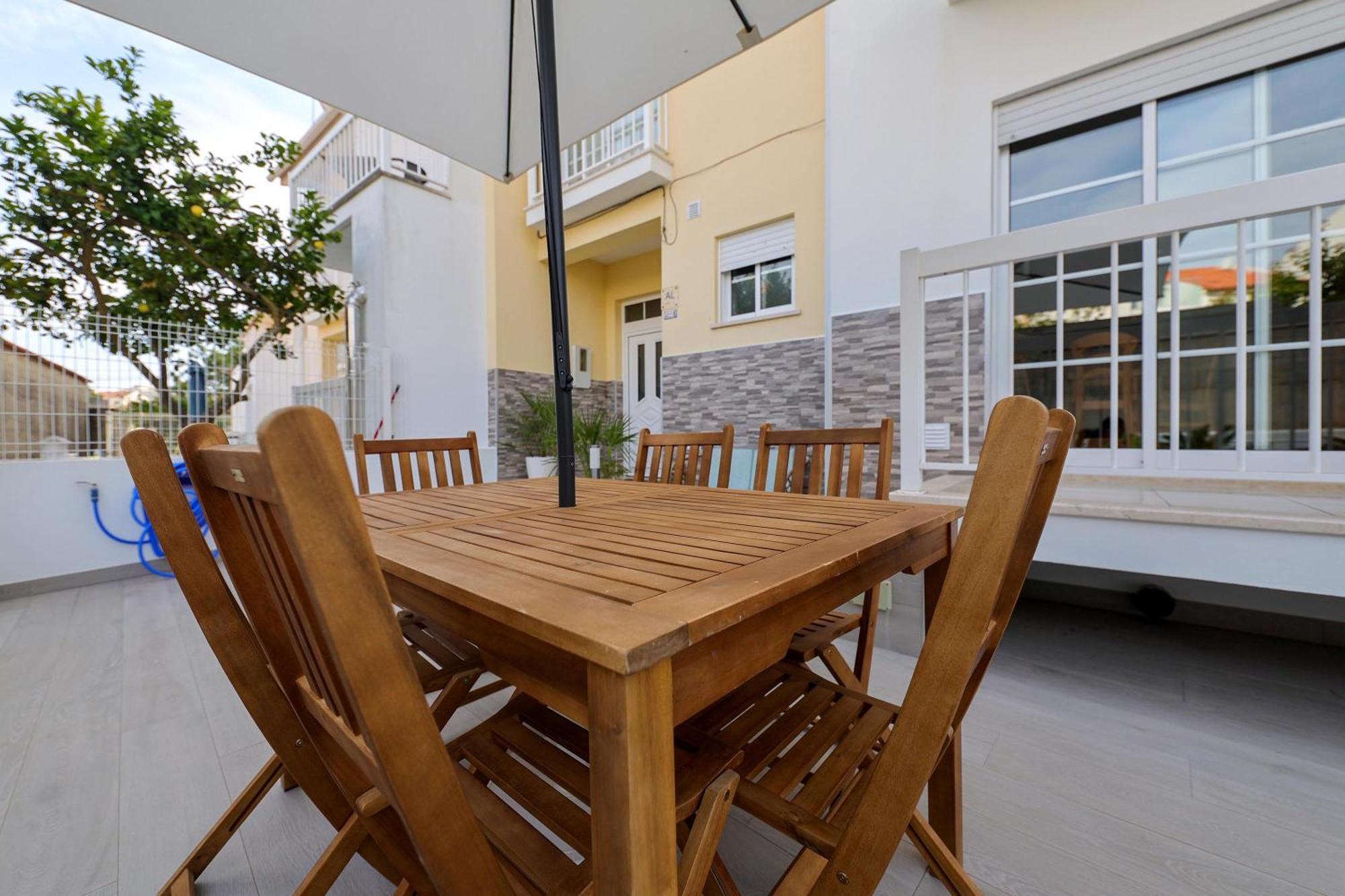 Moradia Chicharro Hotel Nazaré Exterior photo